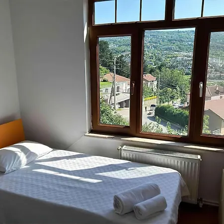 木屋 Albar 萨潘贾