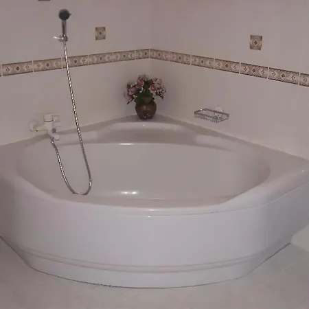 Albar Сапанча