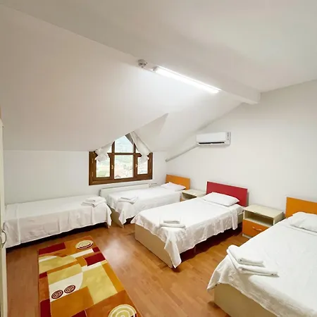 Albar 木屋 萨潘贾